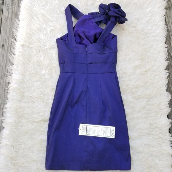 Ruffle Shoulder Cocktail Dress Cache Size 2 Sleeveless Blue Stretch Formal Rose - Picture 9 of 10